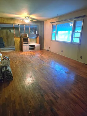 $104,900 | 402 Vine Street, Tarkio, MO 64491