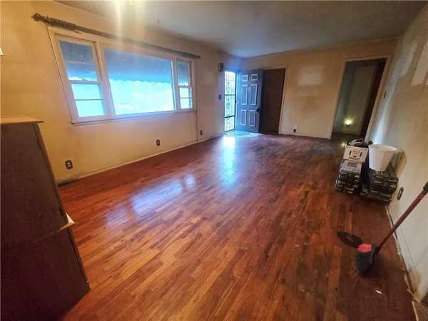 $104,900 | 402 Vine Street, Tarkio, MO 64491