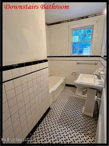 $119,500 | 625 North East Avenue, Hollandale, MS 38748