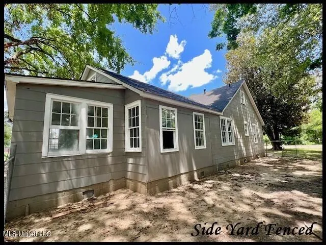 $119,500 | 625 North East Avenue, Hollandale, MS 38748