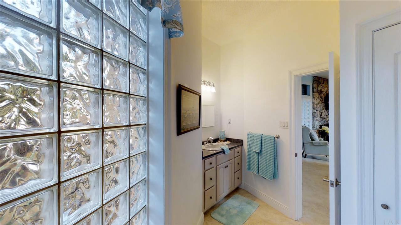 337 Garcon Point Road Milton, FL 32583 - Photo 20 of 49 Gallery Image 20
