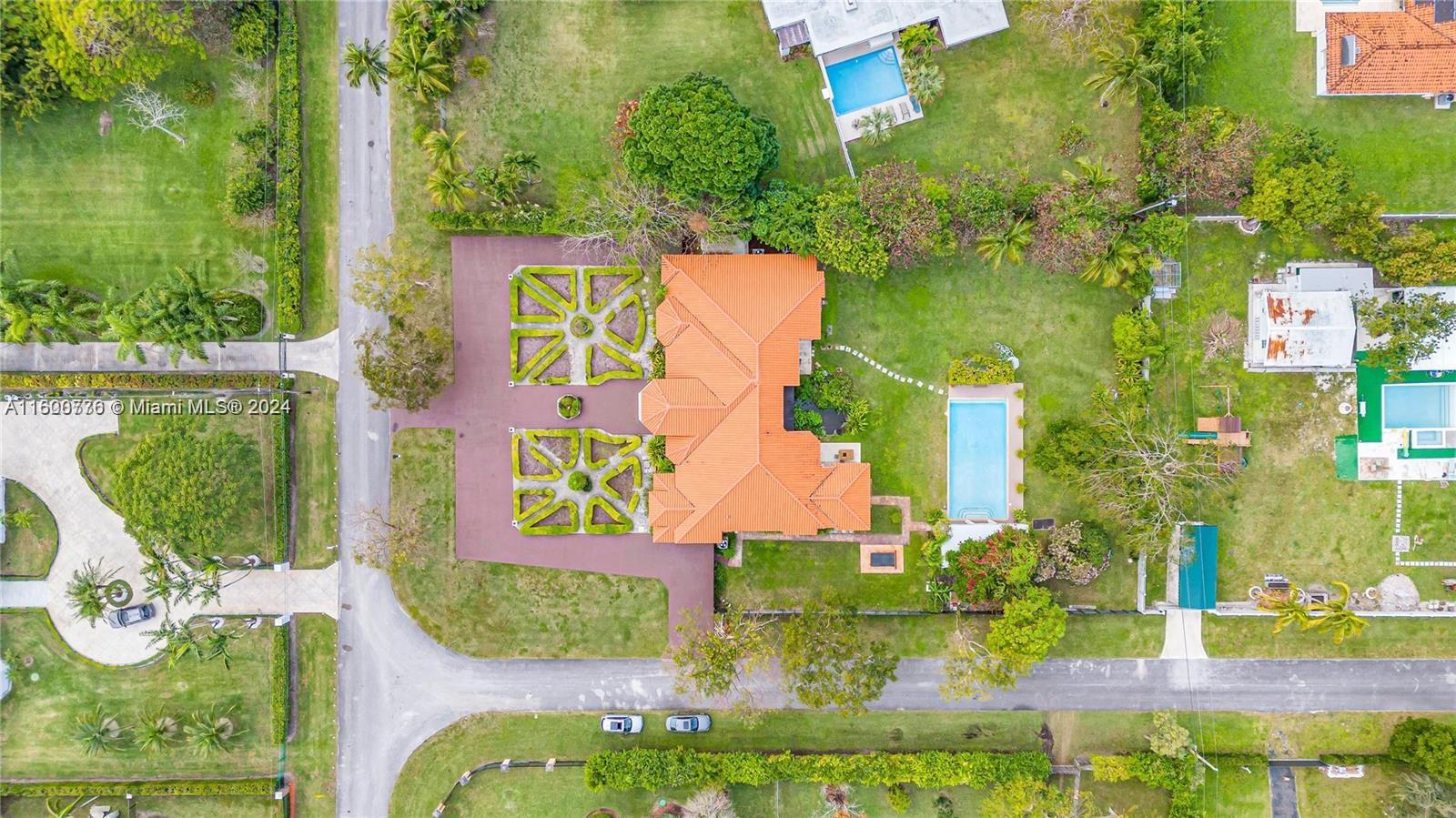10901 Southwest 91st Street Miami, FL 33176 - Photo 65 of 69 an aerial view of residential house with outdoor space and swimming pool