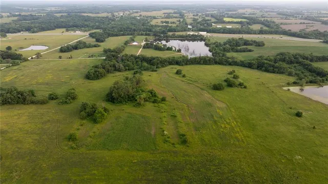 $561,450 | East 323rd Street, Creighton, MO 64739