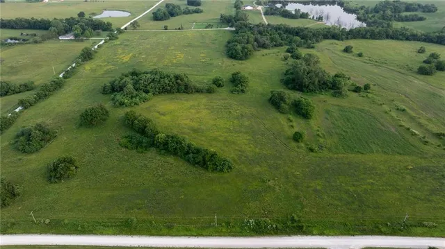 $561,450 | East 323rd Street, Creighton, MO 64739