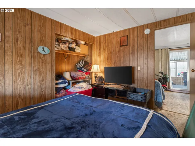 $60,000 | 1225 West 10th Avenue, Unit 18, Junction City, OR 97448