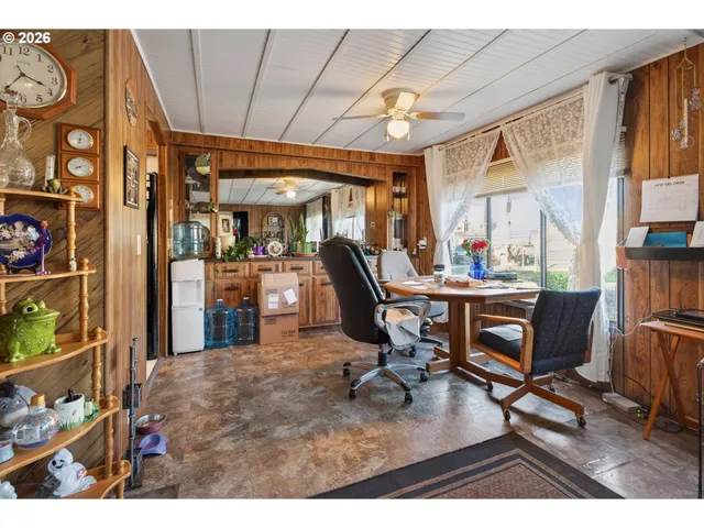 $60,000 | 1225 West 10th Avenue, Unit 18, Junction City, OR 97448