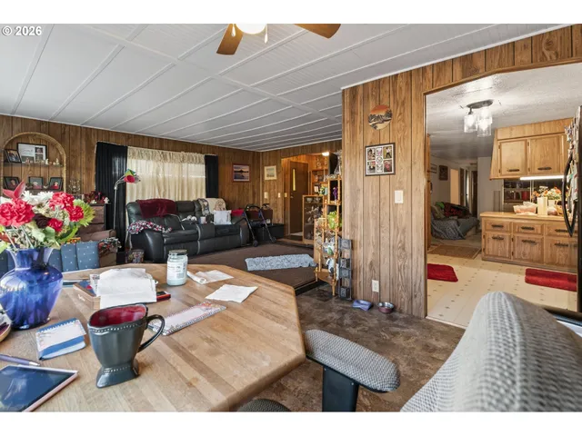 $60,000 | 1225 West 10th Avenue, Unit 18, Junction City, OR 97448