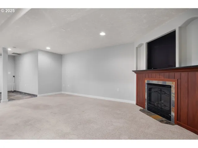 $535,000 | 2922 Southeast Hillyard Road, Gresham, OR 97080