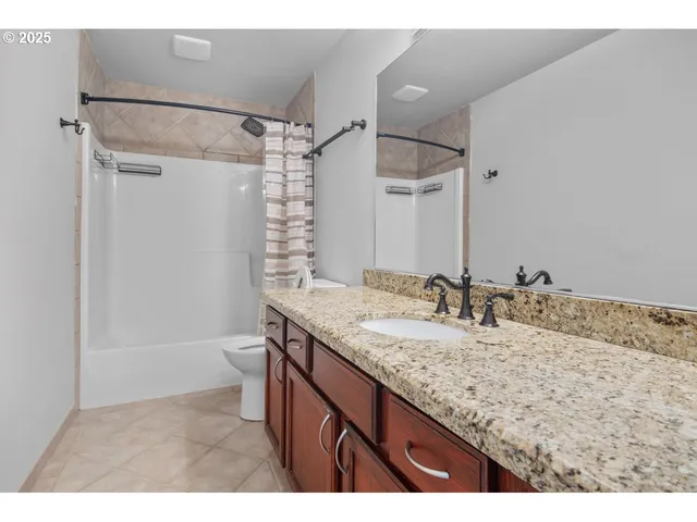 $535,000 | 2922 Southeast Hillyard Road, Gresham, OR 97080