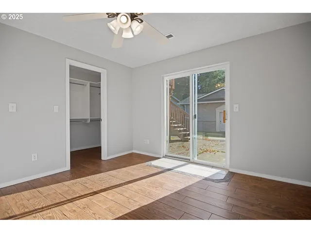 $535,000 | 2922 Southeast Hillyard Road, Gresham, OR 97080