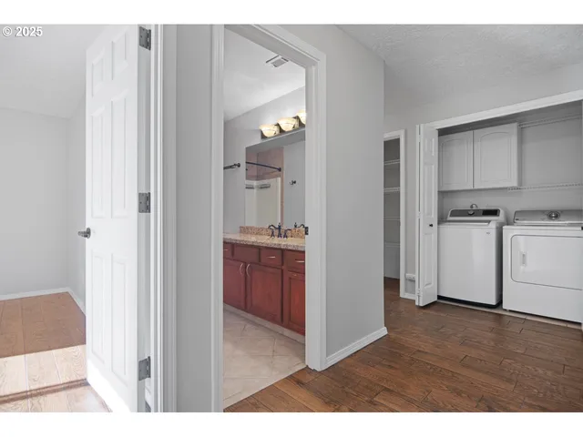 $535,000 | 2922 Southeast Hillyard Road, Gresham, OR 97080