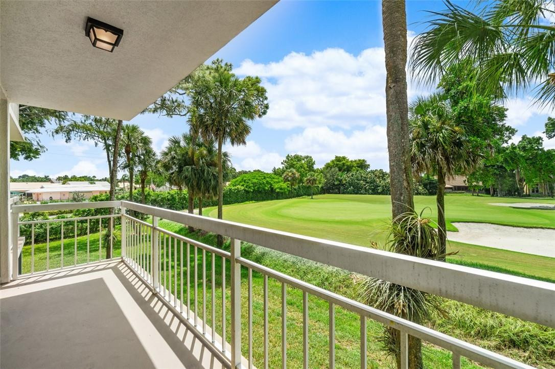 6181 Balboa Circle, Unit 201 Boca Raton, FL 33433 - Photo 11 of 32 Photo 11