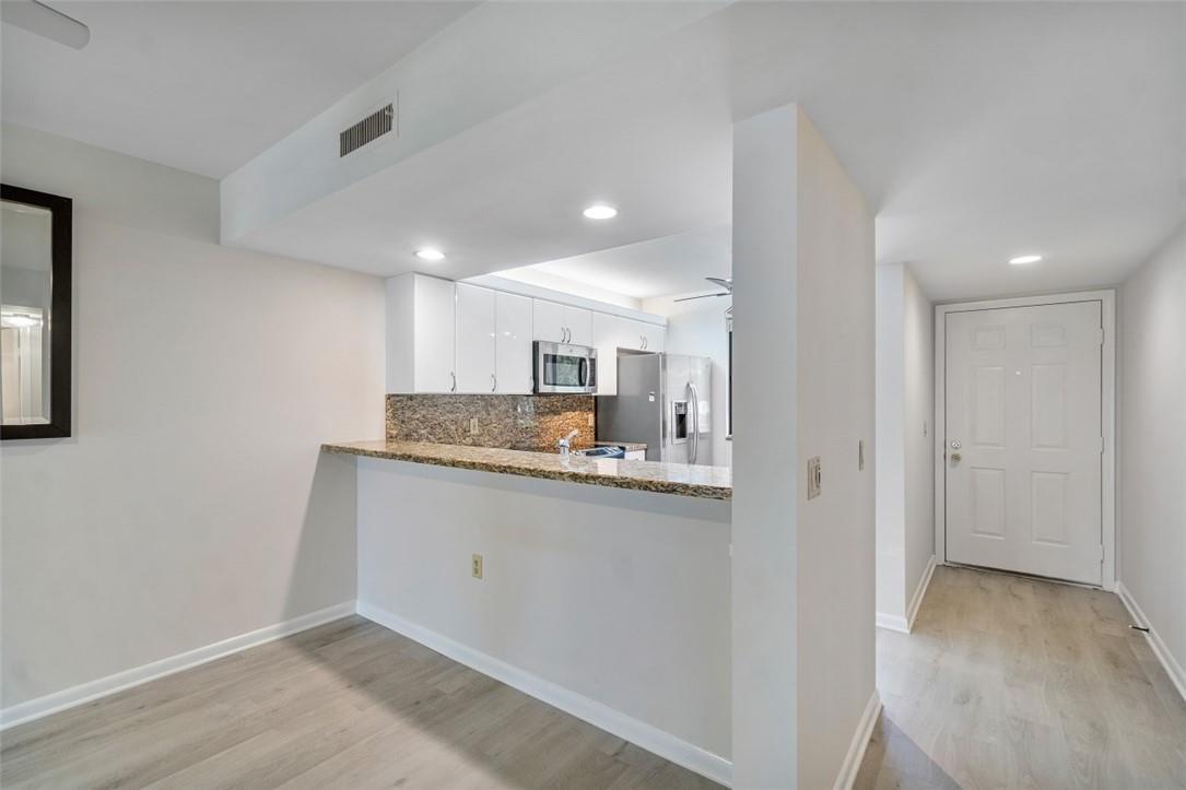 6181 Balboa Circle, Unit 201 Boca Raton, FL 33433 - Photo 18 of 32 Photo 18
