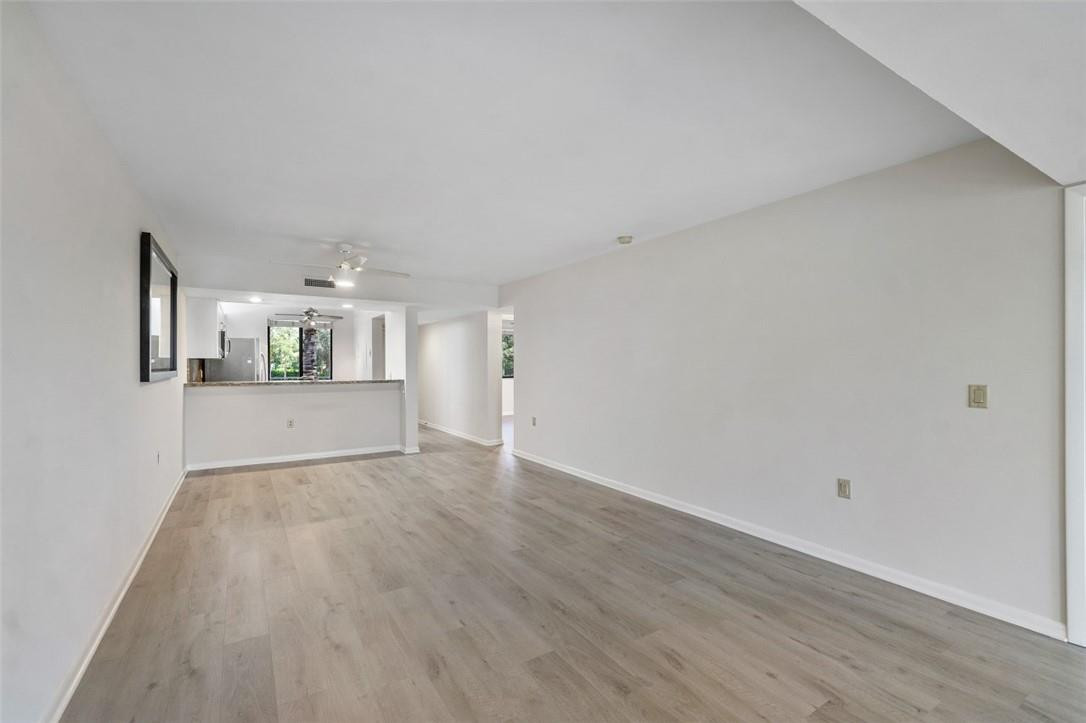 6181 Balboa Circle, Unit 201 Boca Raton, FL 33433 - Photo 26 of 32 Photo 27
