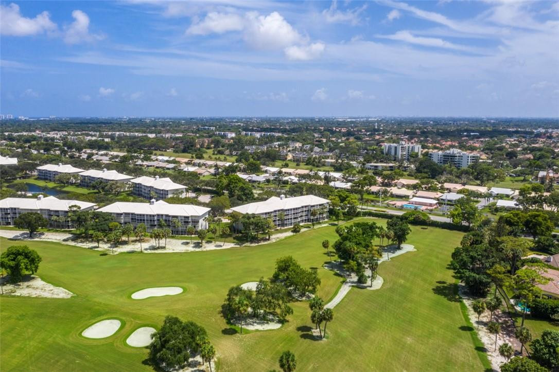 6181 Balboa Circle, Unit 201 Boca Raton, FL 33433 - Photo 8 of 32 Photo 8
