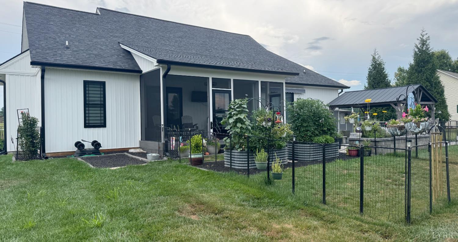 875 Morewood Road Hardy, VA 24101 - Photo 4 of 53