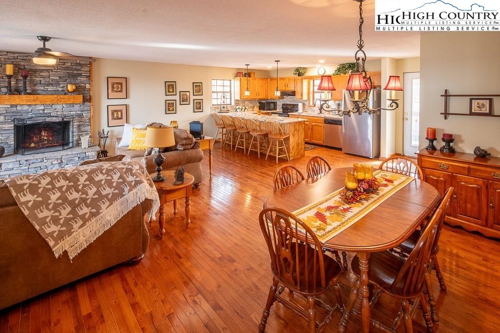221 Upper Grouse Ridge Road Beech Mountain, NC 28604 - Photo 5 of 20 Gallery Image 5