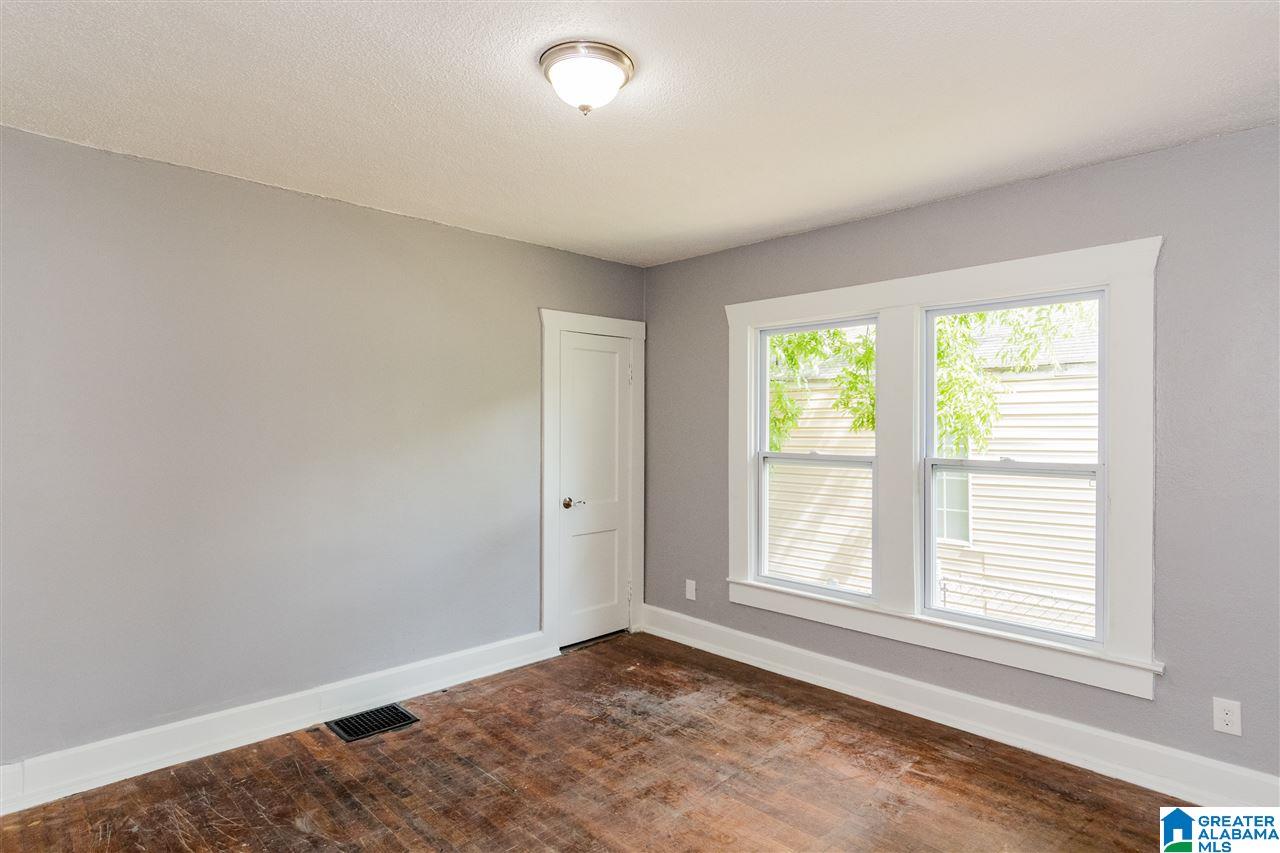 1229 15th Way Southwest Birmingham, AL 35211 - Photo 14 of 26