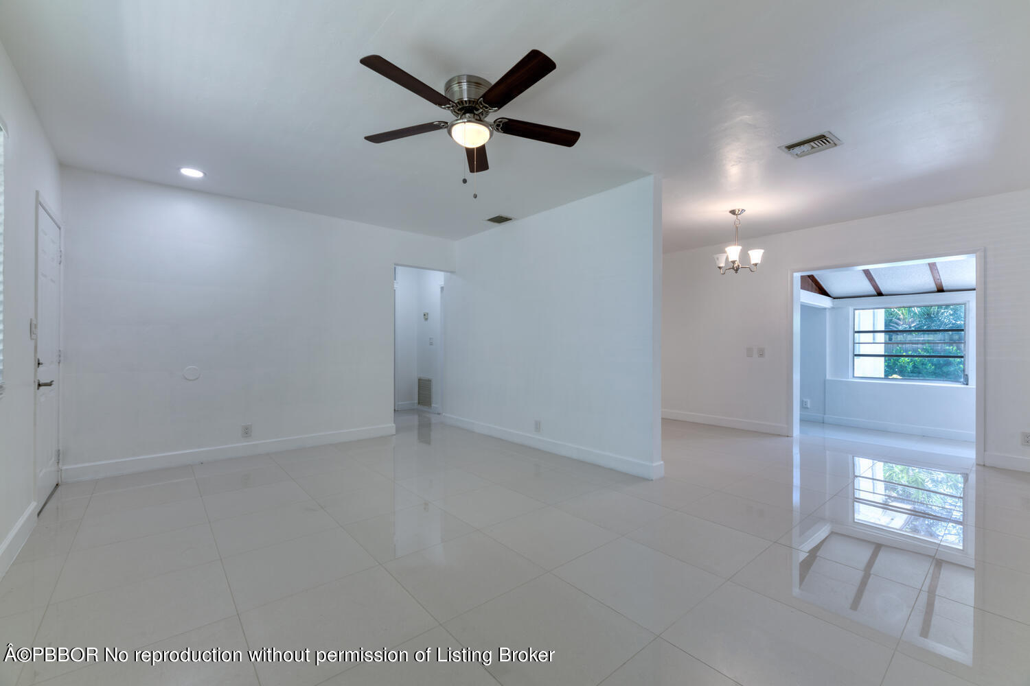 358 Putnam Ranch Road West Palm Beach, FL 33405 - Photo 8 of 13 348 Putnam Ranch Rd West Palm-large-018-