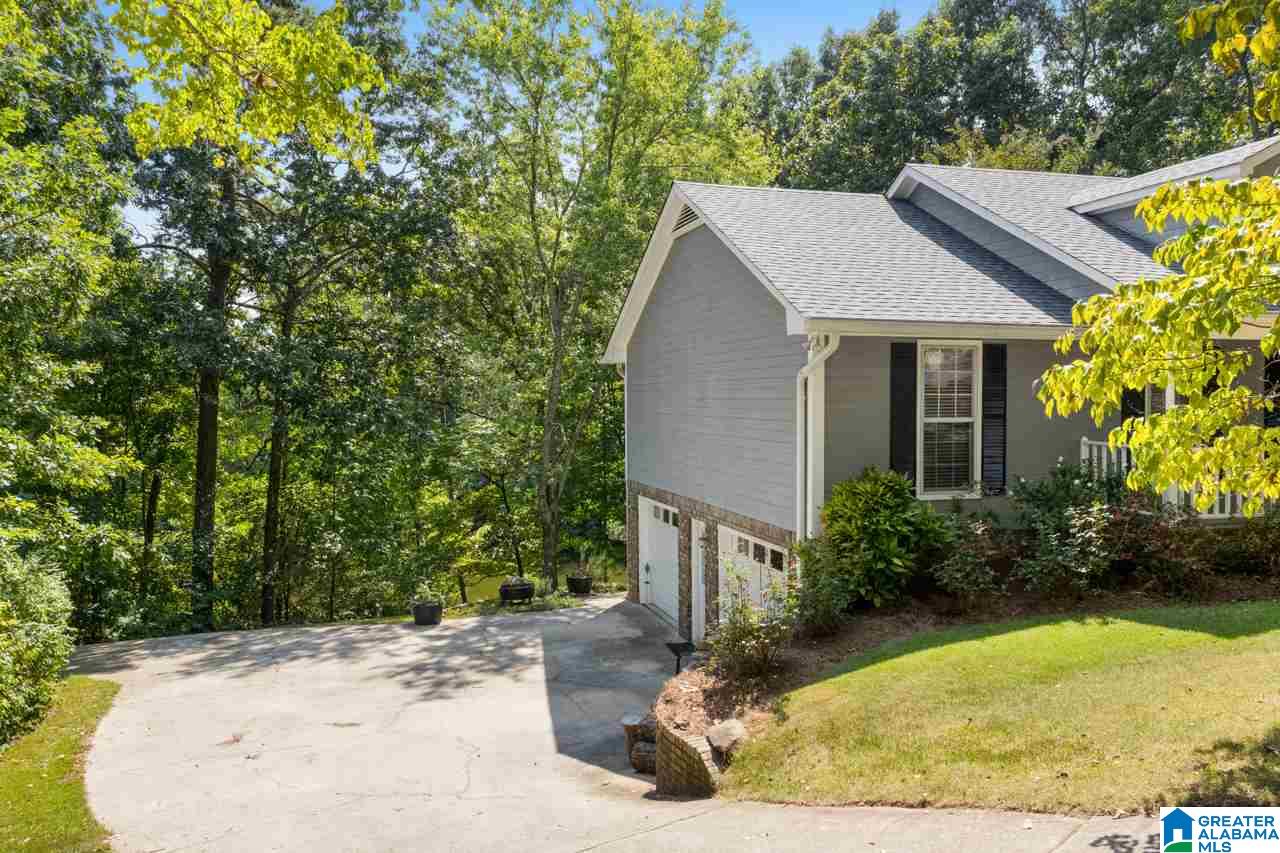 156 Twin Lakes Road Trussville, AL 35173 - Photo 5 of 42
