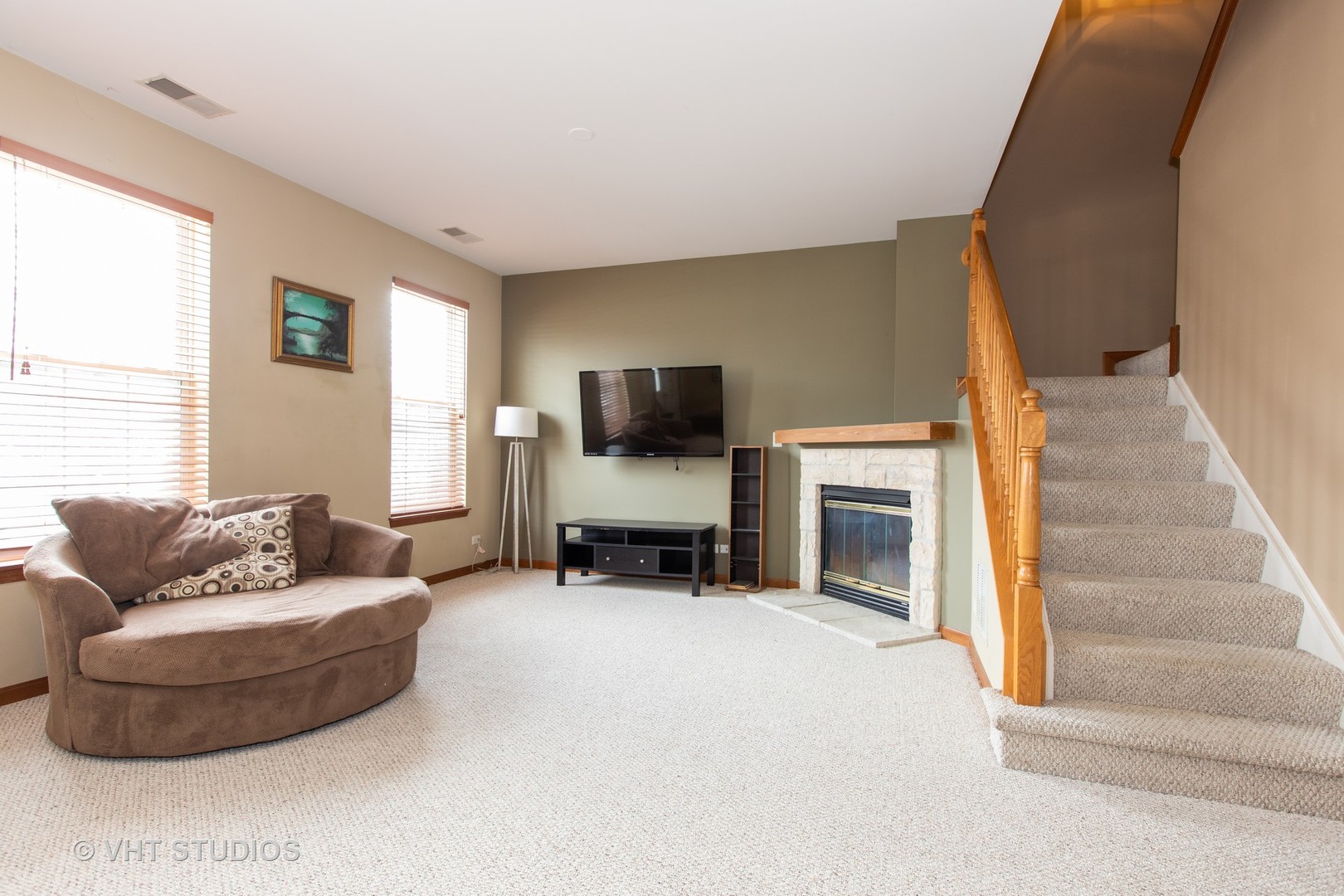 2275 Federal Avenue Aurora, IL 60503 - Photo 2 of 12