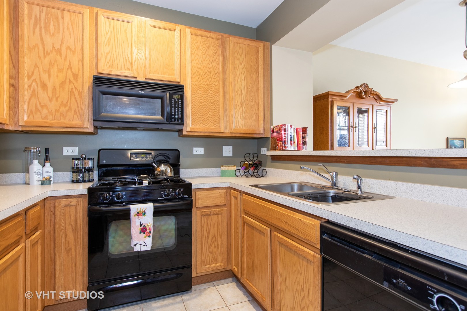 2275 Federal Avenue Aurora, IL 60503 - Photo 4 of 12