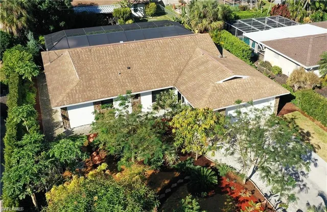 $675,000 | 119 Flame Vine Drive, Naples, FL 34110