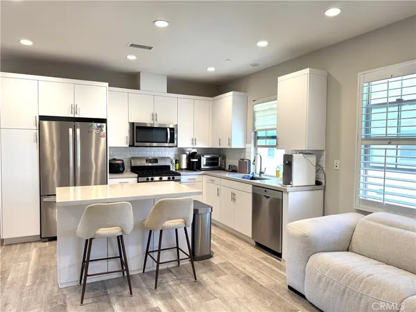 $3,850 | 149 Tubeflower, Irvine, CA 92618