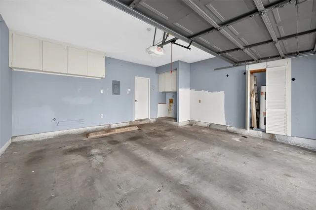 $209,000 | 360 Wilcrest Drive, Unit 360, Houston, TX 77042