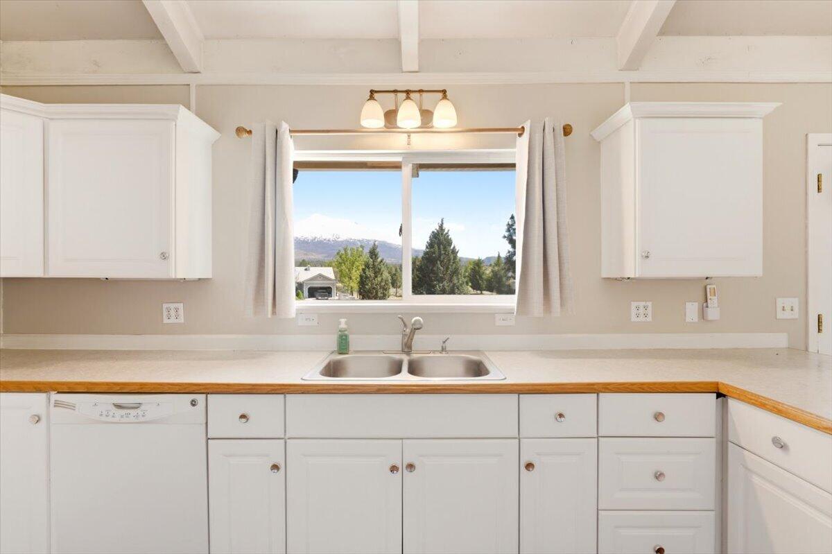 5437 Stag Mountain Road Weed, CA 96094 - Photo 16 of 30 09-5437 Stag Mountain Rd 9