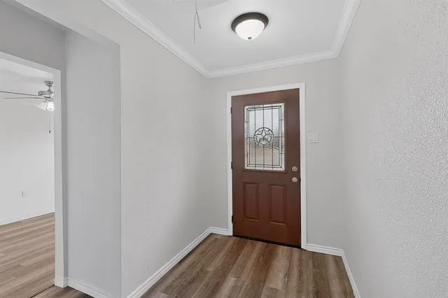 $2,500 | 5516 Laredo Lane, Garland, TX 75043