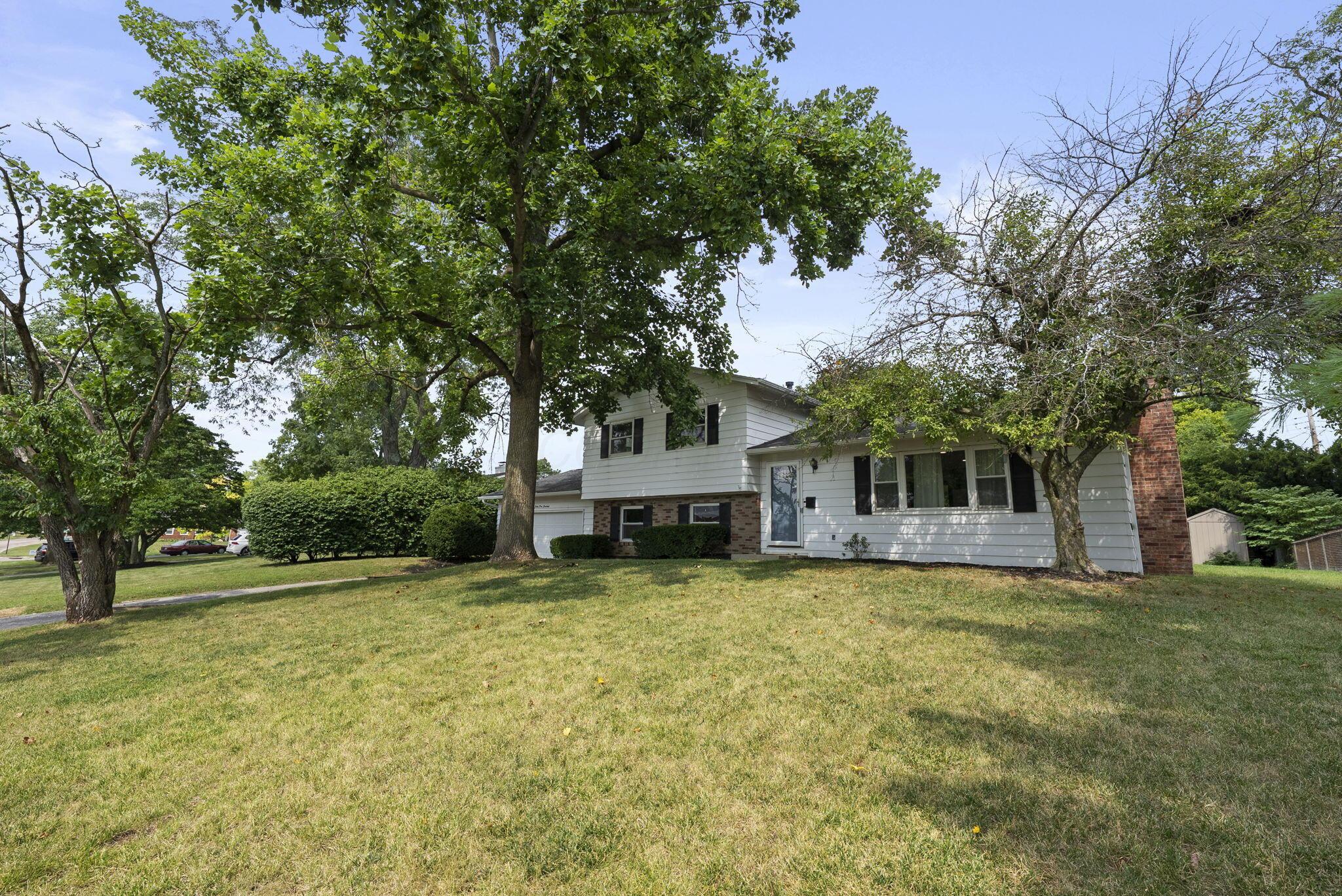 4200 Rudy Road Columbus, OH 43214 - Photo 4 of 78 Front Exterior (4)
