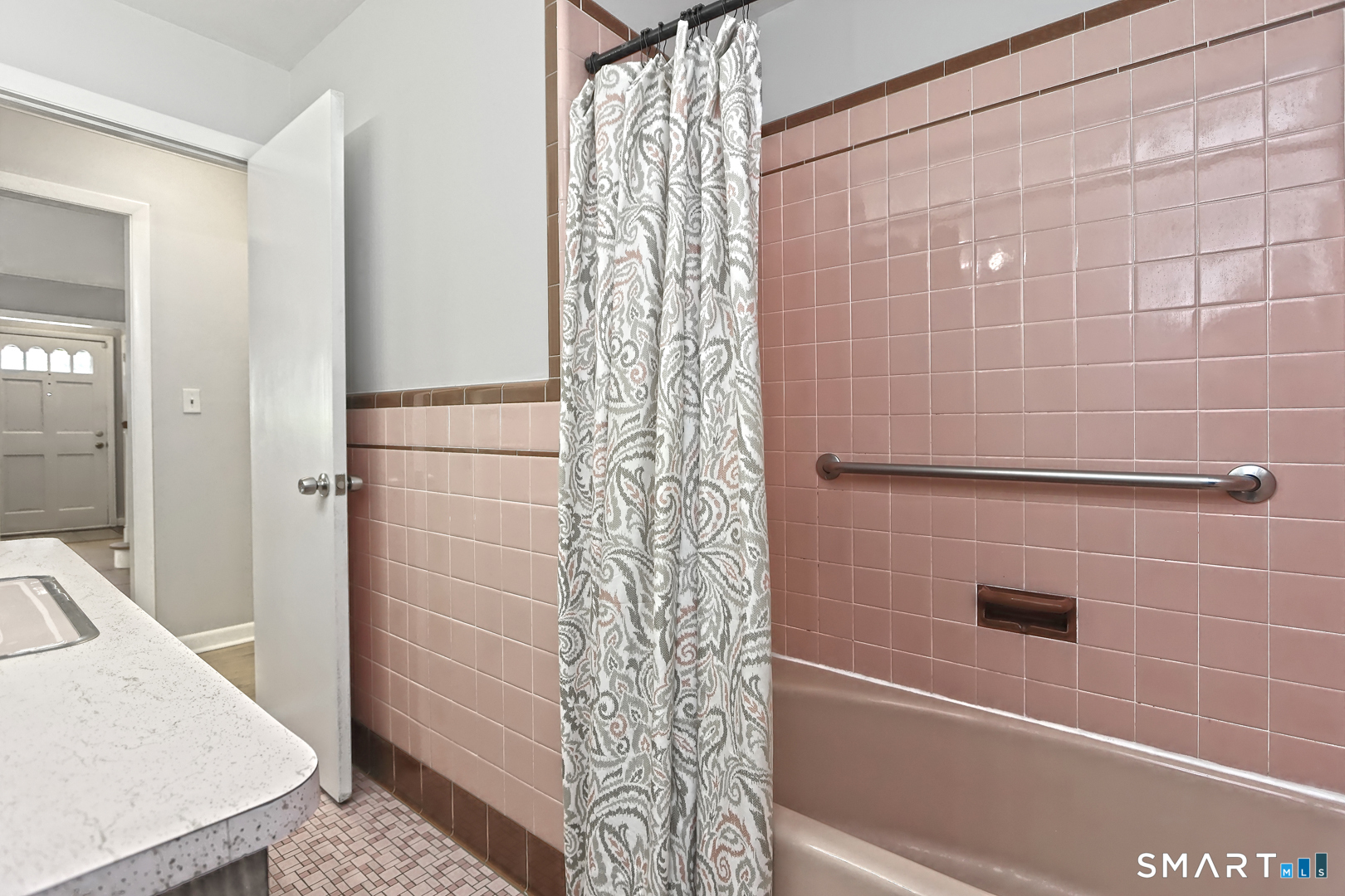 11 Winter Street Ansonia, CT 06401 - Photo 19 of 40