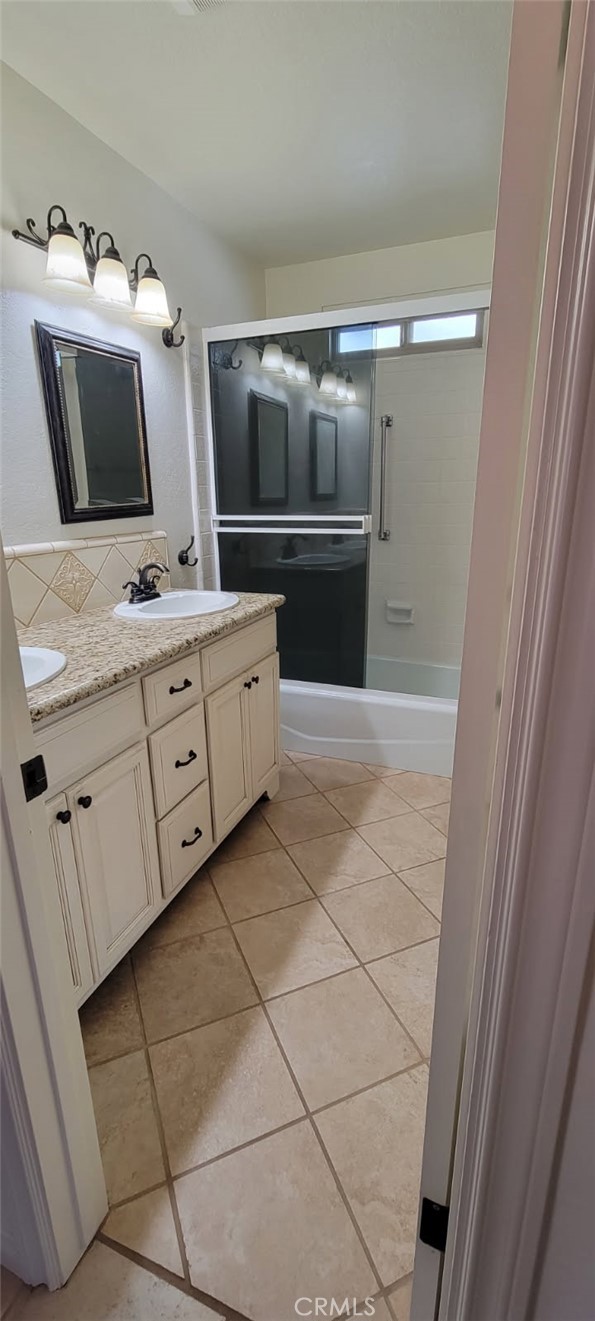 5325 Surfrider Way Oxnard, CA 93035 - Photo 21 of 27 Bathroom