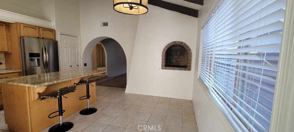 5325 Surfrider Way Oxnard, CA 93035 - Photo 10 of 27 Kitchen