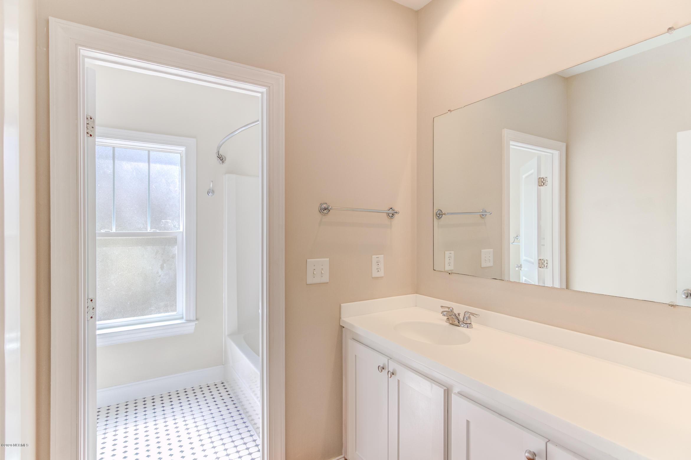 107 Ridge Road Hampstead, NC 28443 - Photo 17 of 28 107-Ridge-31