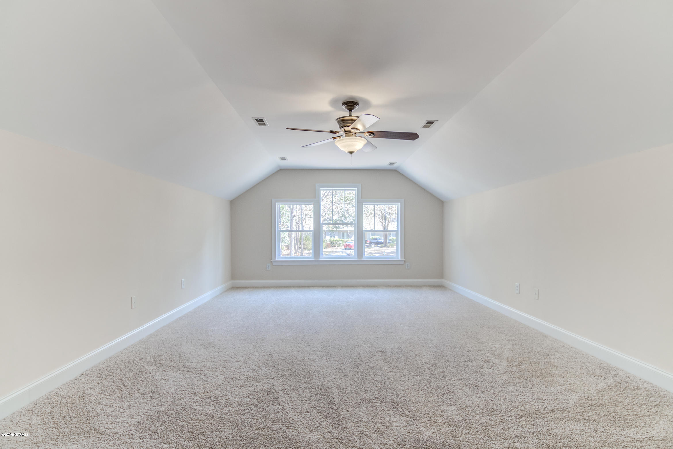 107 Ridge Road Hampstead, NC 28443 - Photo 19 of 28 107-Ridge-36