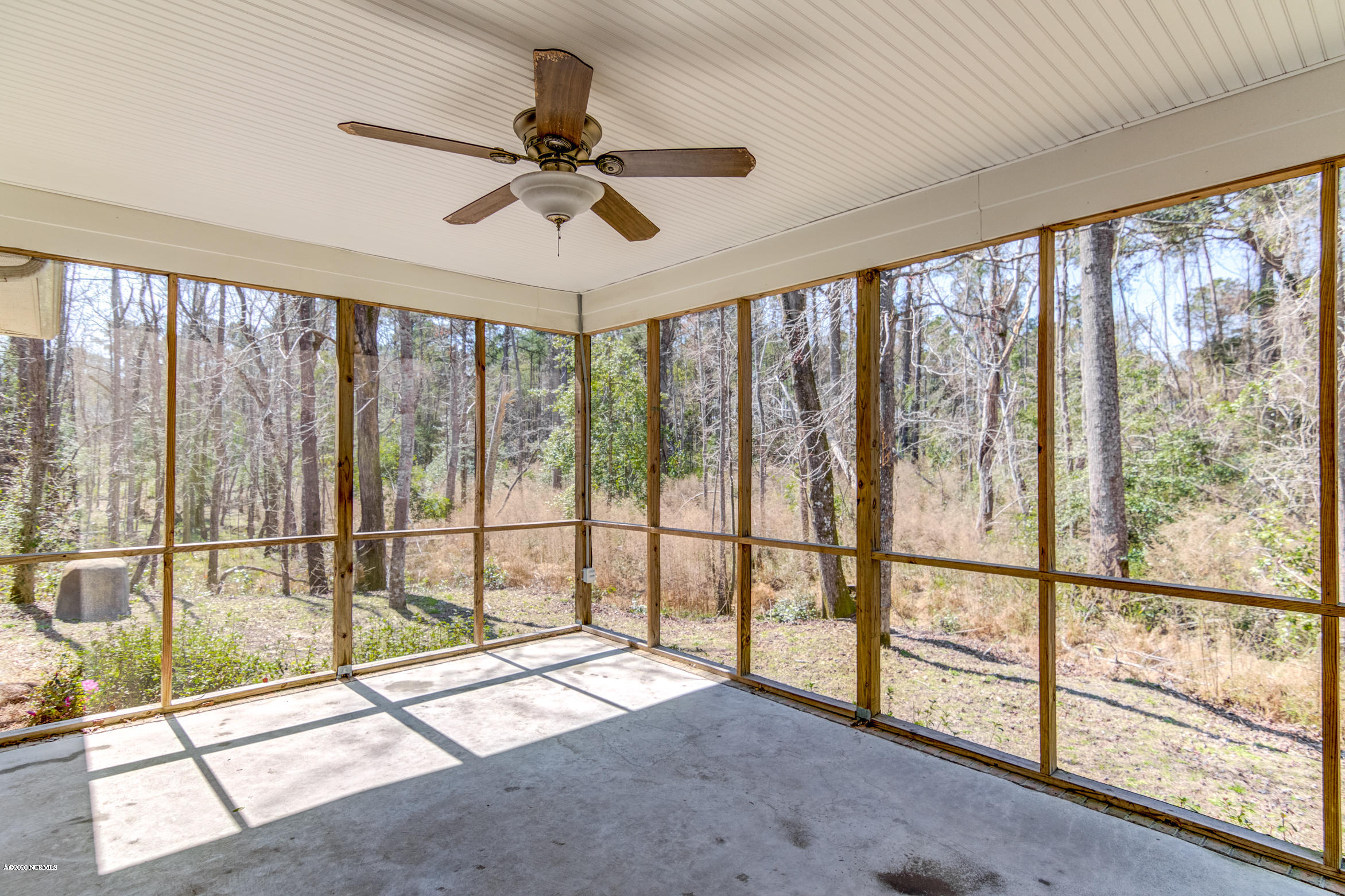 107 Ridge Road Hampstead, NC 28443 - Photo 22 of 28 107-Ridge-39