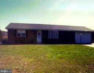 138 Plum Street Lititz, PA 17543 - Photo 1 of 1