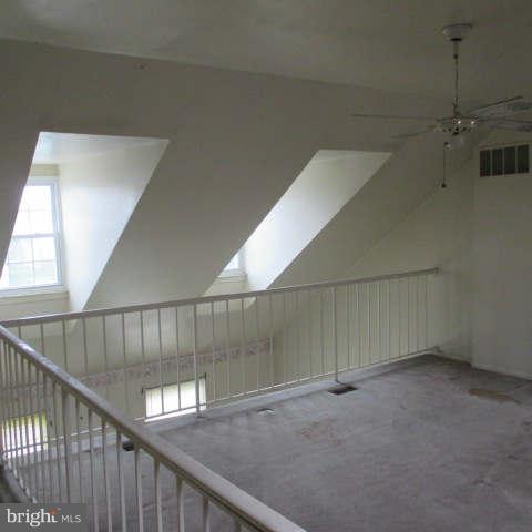 6935 Rockfield Road Baltimore, MD 21244 - Photo 6 of 23 Interior (General)