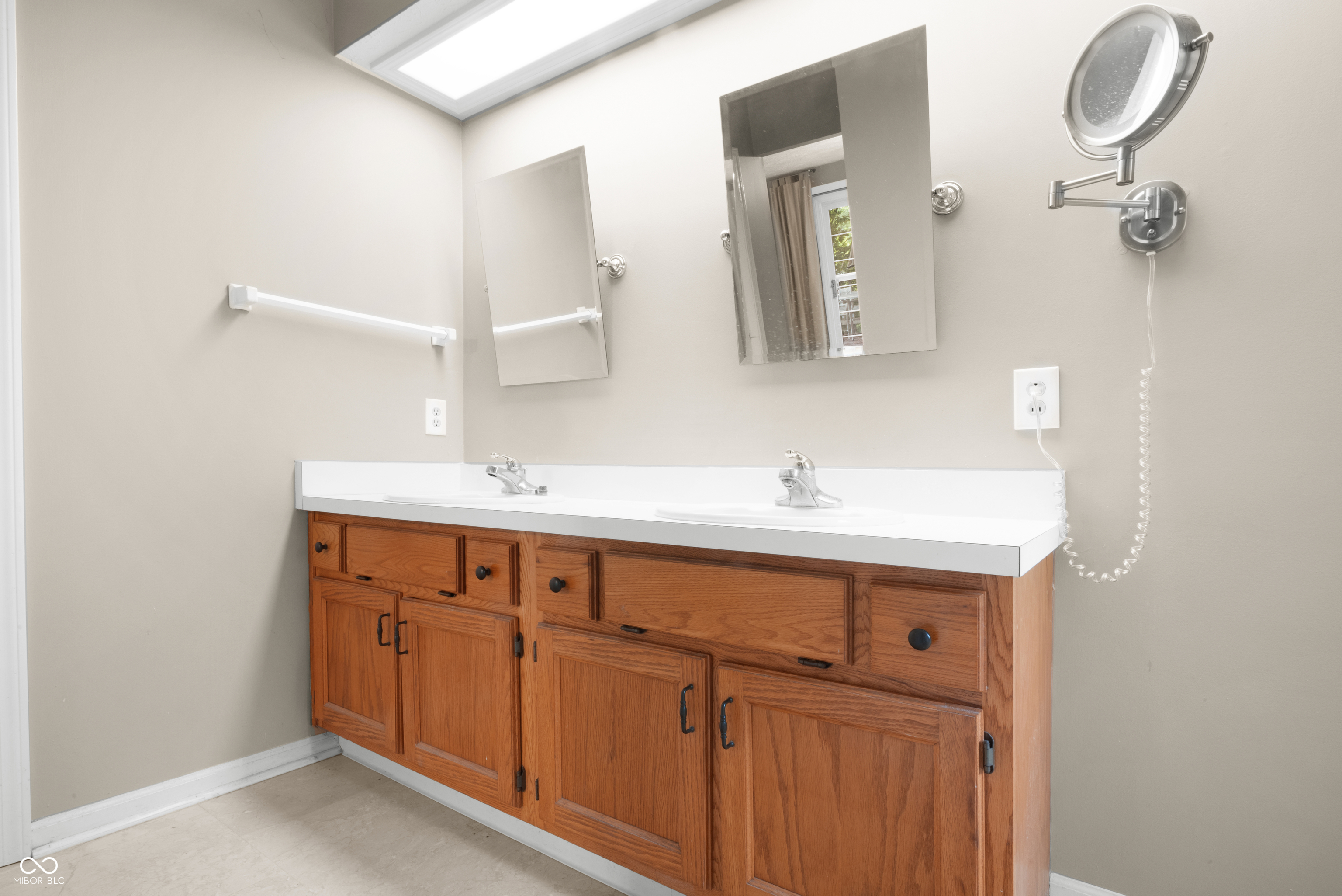 3119 Valley Farms Road Indianapolis, IN 46214 - Photo 12 of 19