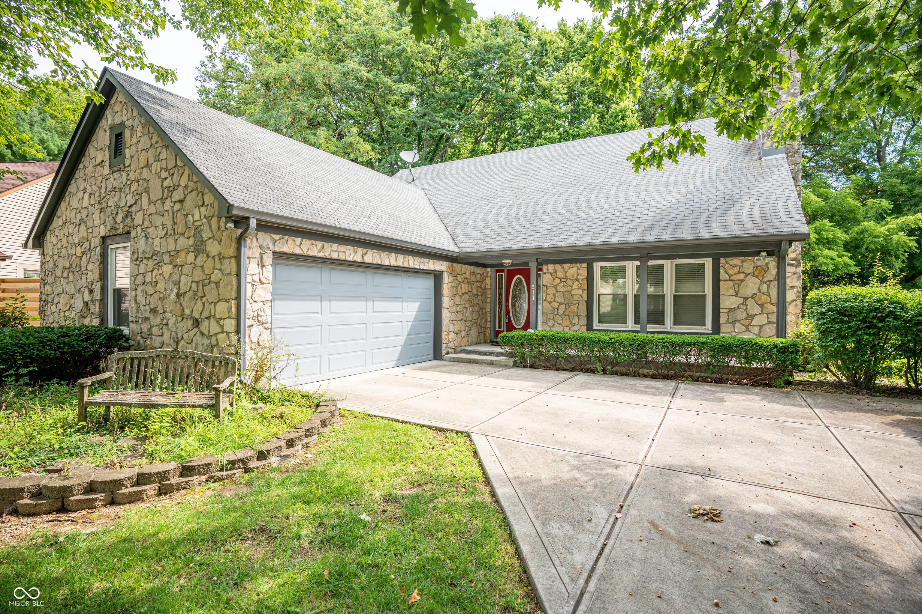 3119 Valley Farms Road Indianapolis, IN 46214 - Photo 2 of 19
