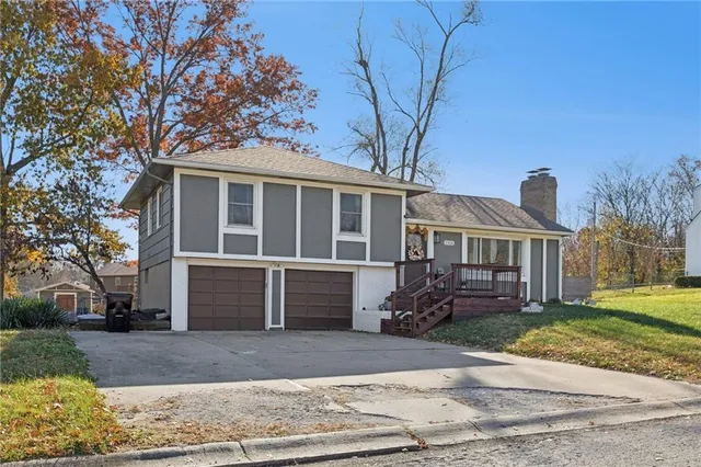 $275,000 | 1316 Delaware Street, Pleasant Hill, MO 64080