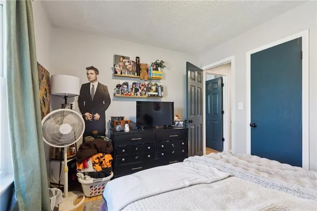 $275,000 | 1316 Delaware Street, Pleasant Hill, MO 64080