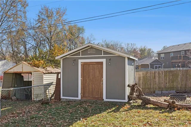 $275,000 | 1316 Delaware Street, Pleasant Hill, MO 64080