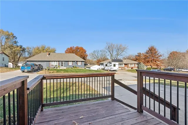 $275,000 | 1316 Delaware Street, Pleasant Hill, MO 64080