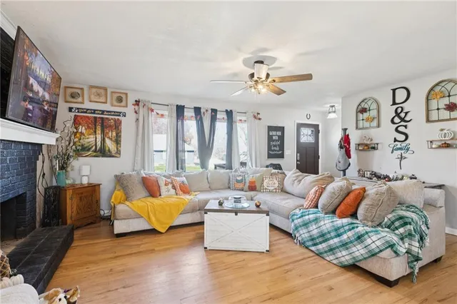 $275,000 | 1316 Delaware Street, Pleasant Hill, MO 64080