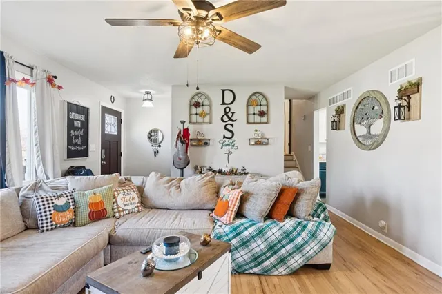 $275,000 | 1316 Delaware Street, Pleasant Hill, MO 64080