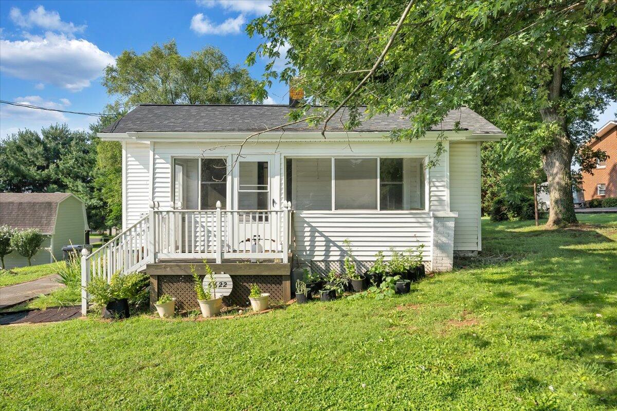 6622 Trevilian Road Roanoke, VA 24019 - Photo 1 of 21 01-MIB09248