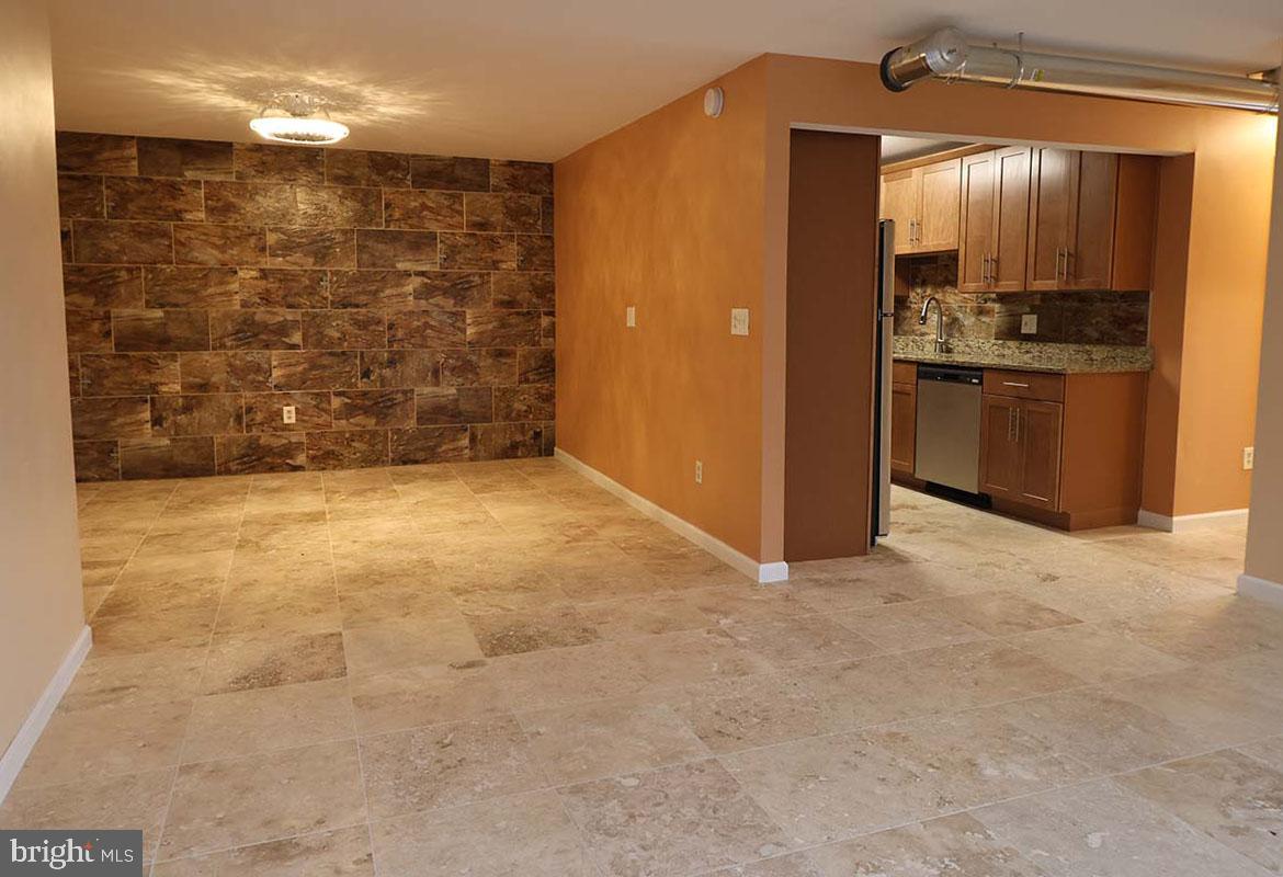 747 Garden Drive Harrisburg, PA 17111 - Photo 6 of 34 a view of a kitchen with a sink